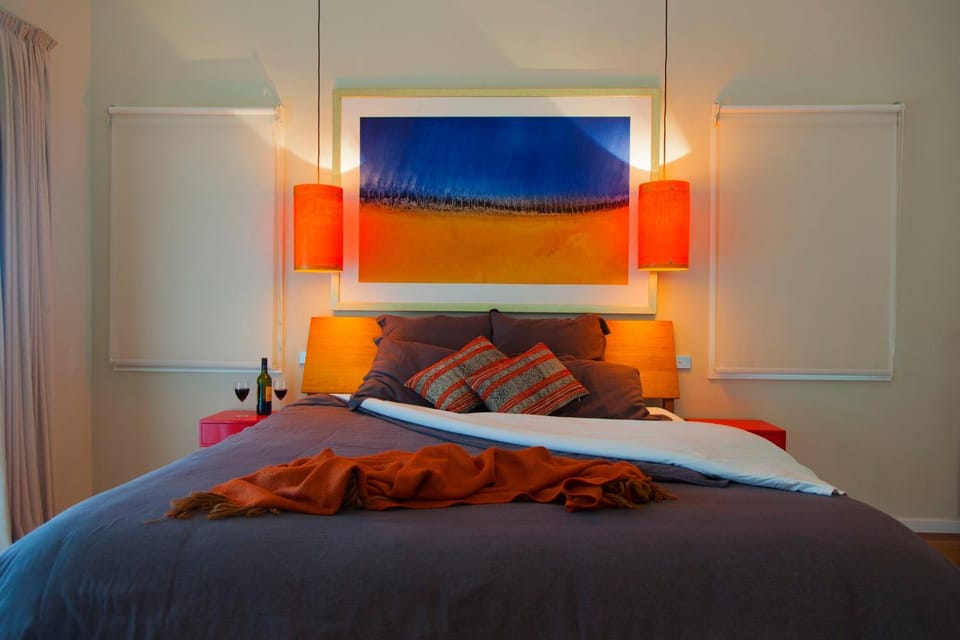 Bed, Decorative detail, Bedroom
