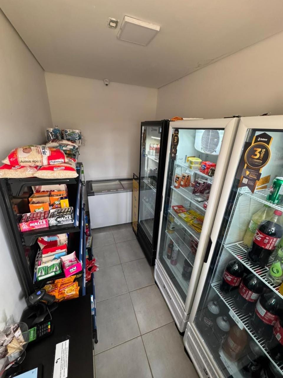 Supermarket/grocery shop