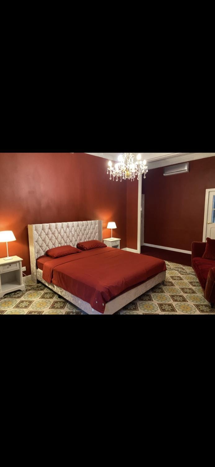 Chambre Romantique & Spa-Balnéo Bed and Breakfast in Occitanie