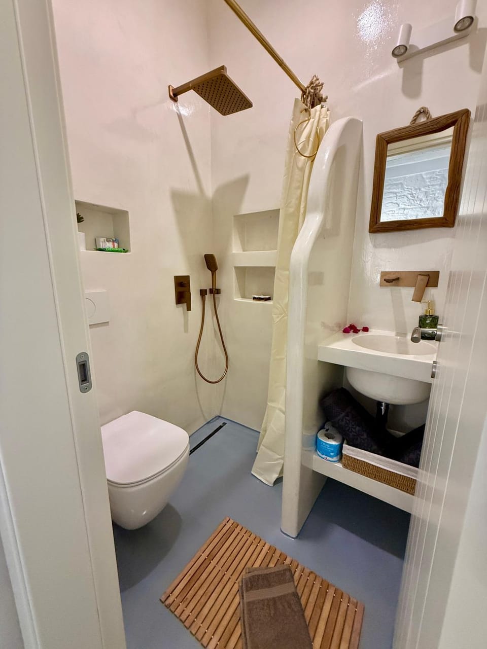 Toilet, Bathroom
