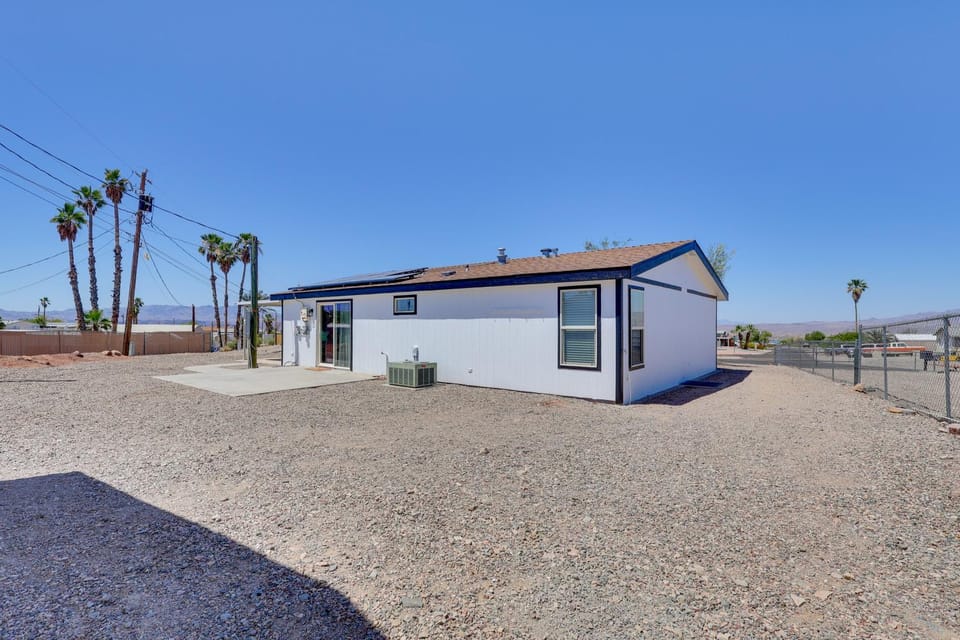 Off-Roading & Boating minutes from your doorstep! House in Lake Havasu City