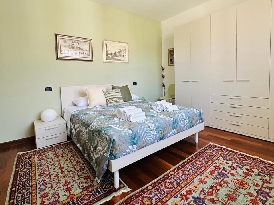 Bed, Photo of the whole room, Bedroom, towels, wardrobe