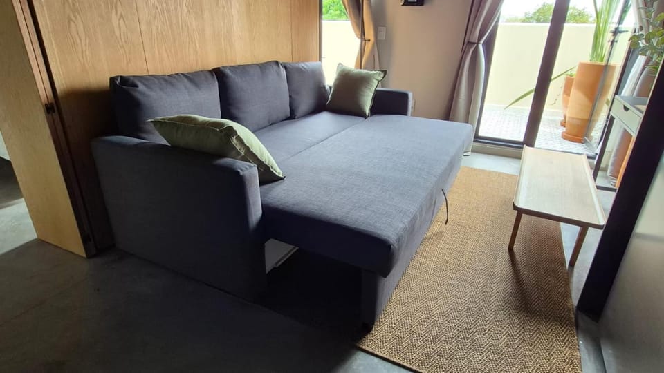 Bed, Living room