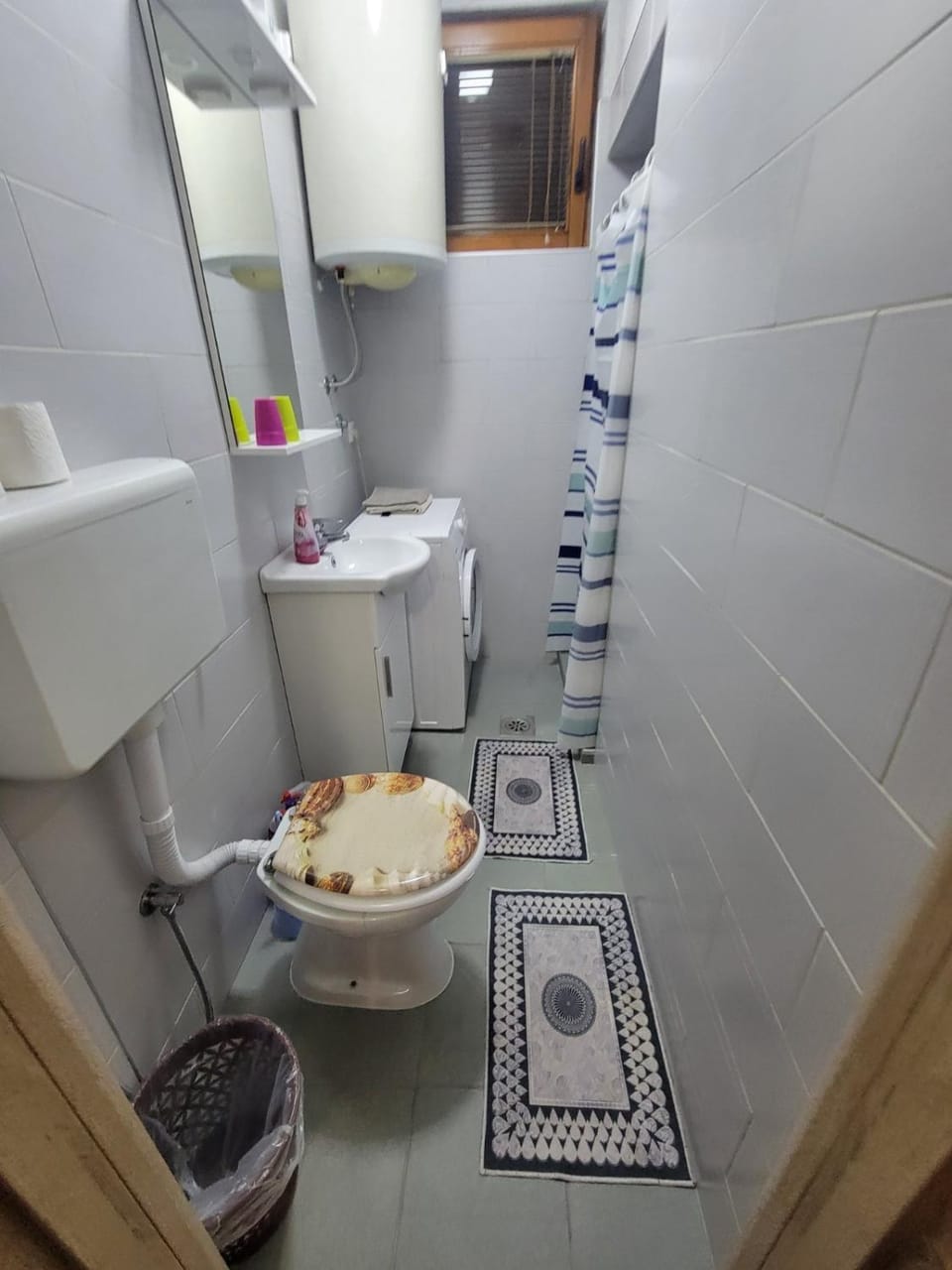 Toilet, Bathroom