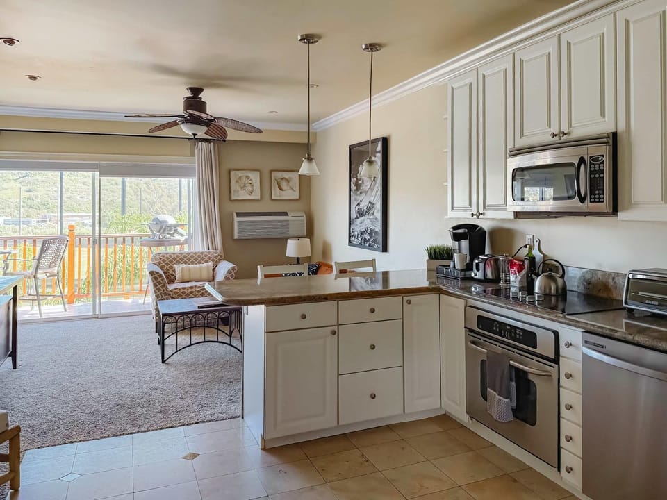 Resort Suite with Tennis Court View & King Beds House in Carlsbad