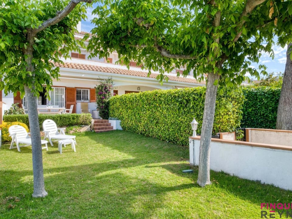 Apartamento a pie de playa en S'Agaró con piscina y jardín - ES-298-46 Apartment in S'Agaró