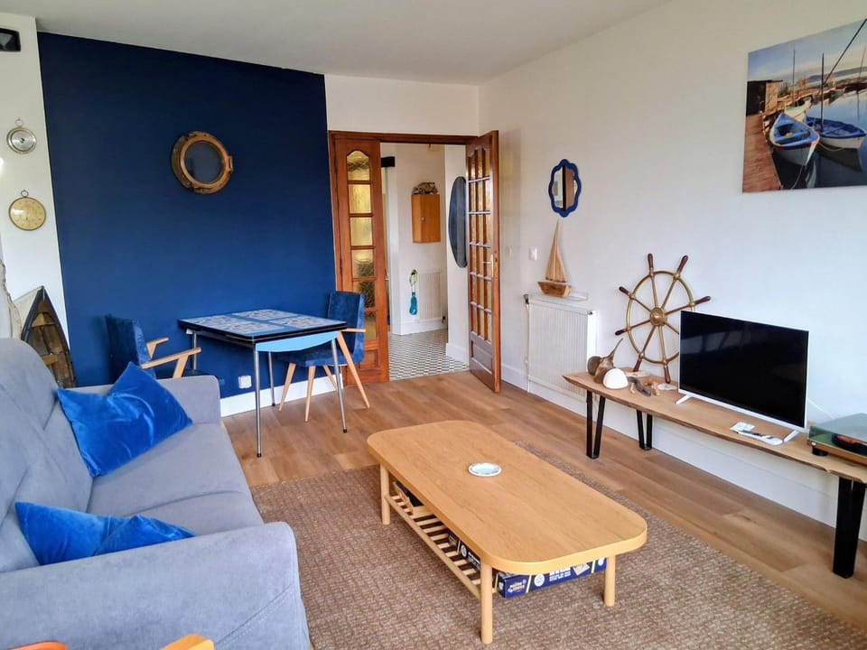 Appartement climatisé au cœur de Mèze - 2 pers. - FR-1-604-63 Apartment in Mèze