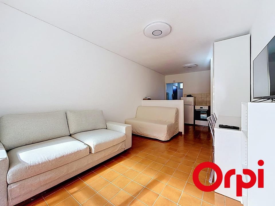 Studio rénové face mer, clim - 4 pers. - FR-1-647-60 Apartment in Menton