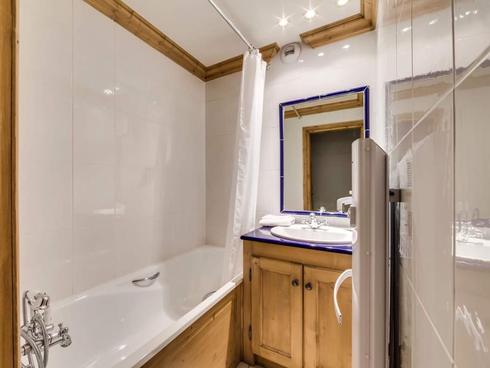 Appartement spacieux centre station - 6 pers. - FR-1-518-210 Apartment in Val dIsere