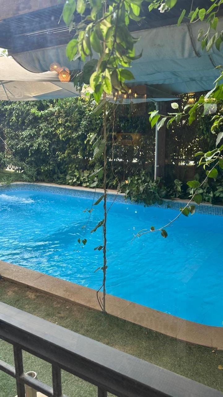 Hot Tub, Swimming pool, Swimming pool