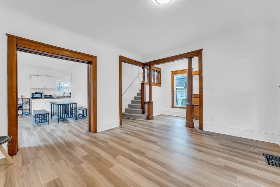 Facade/entrance, Living room, Dining area