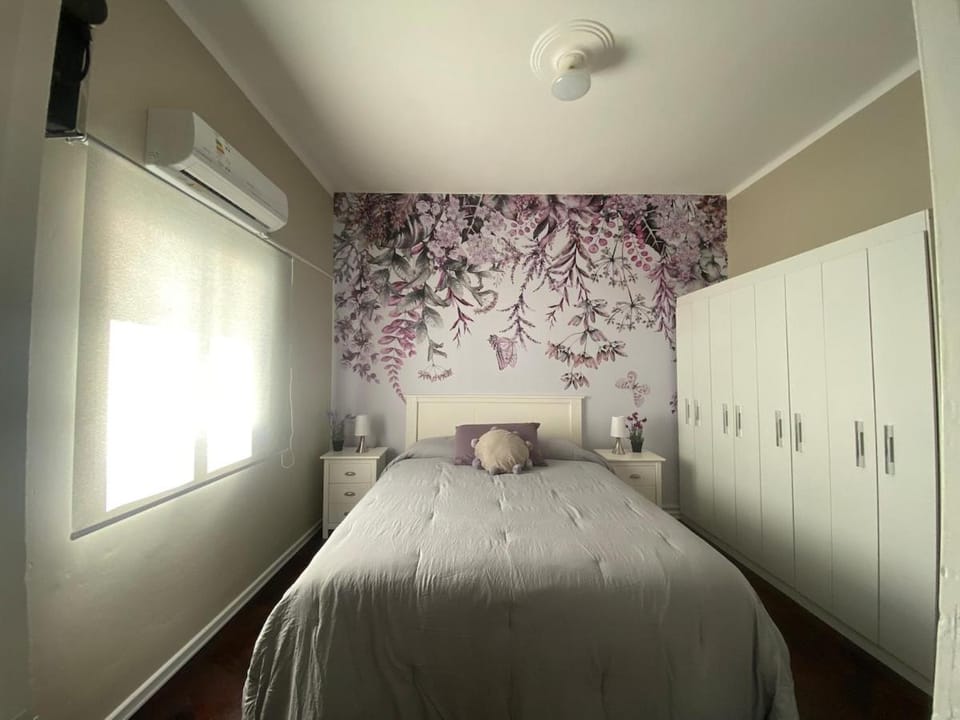 Violet Cordón, 2 bedrooms and garage Apartment in Montevideo Department, Uruguay
