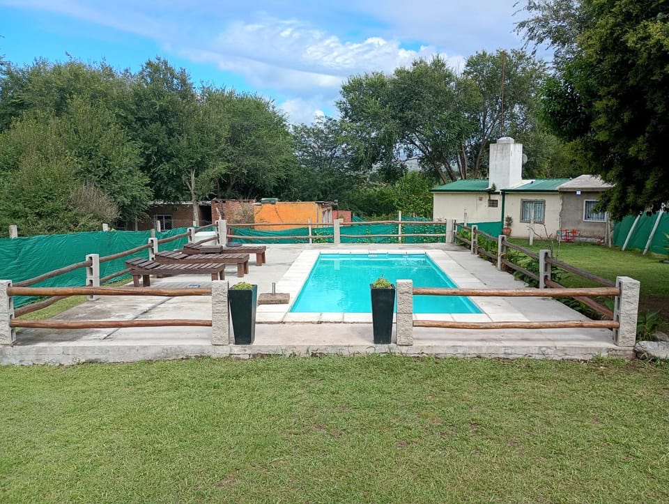 Casa de campo con parque y pileta House in Villa Carlos Paz