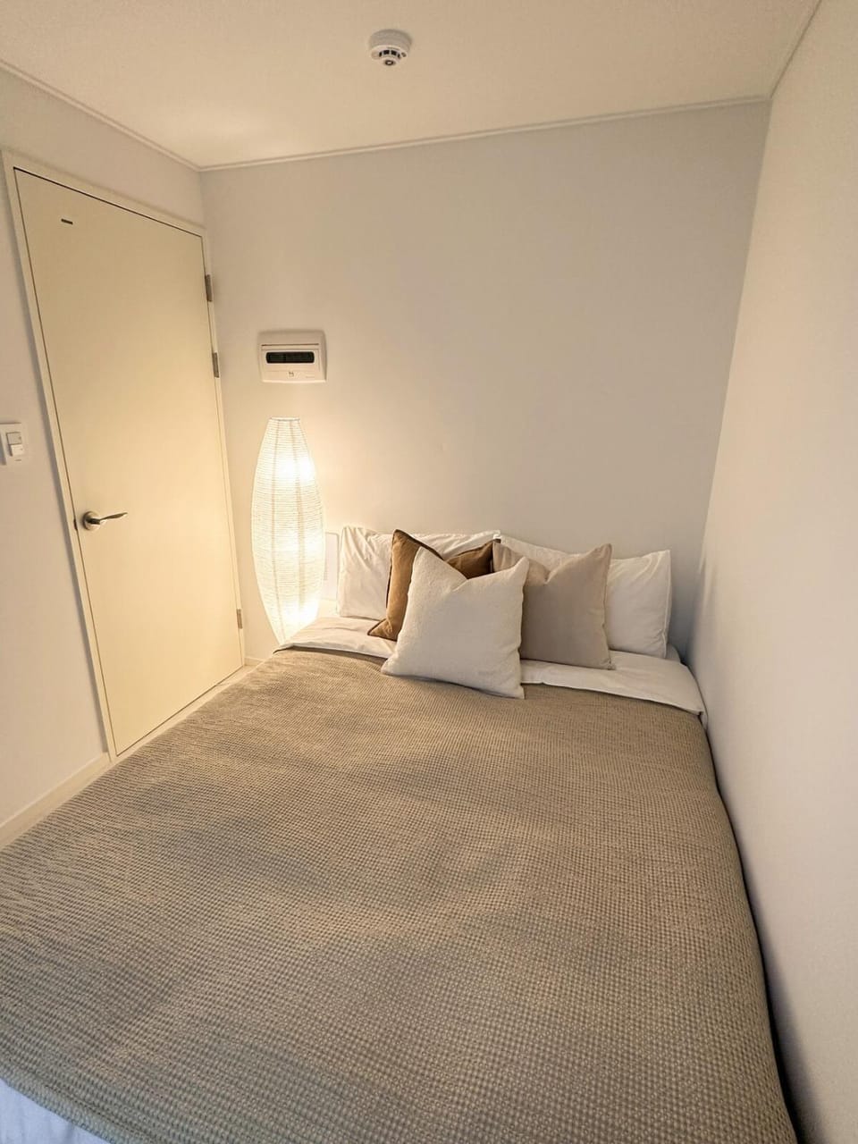 Spacious 2BR 3BR Suite Near Hongdae Free Parking Apartment in Seoul