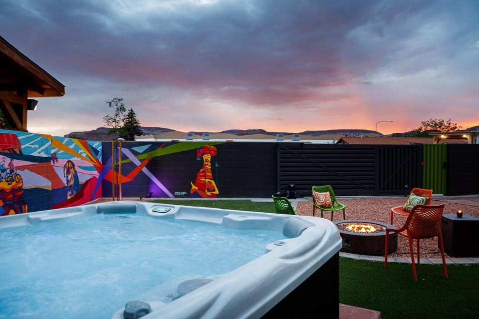Patio, Hot Tub, Sunset