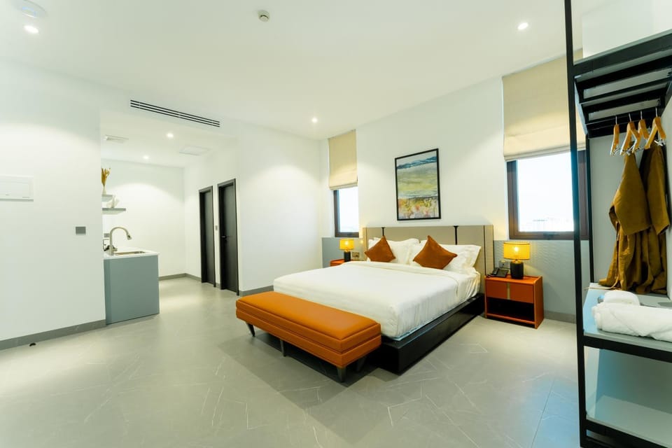 Bed, Photo of the whole room, Bedroom, air conditioner