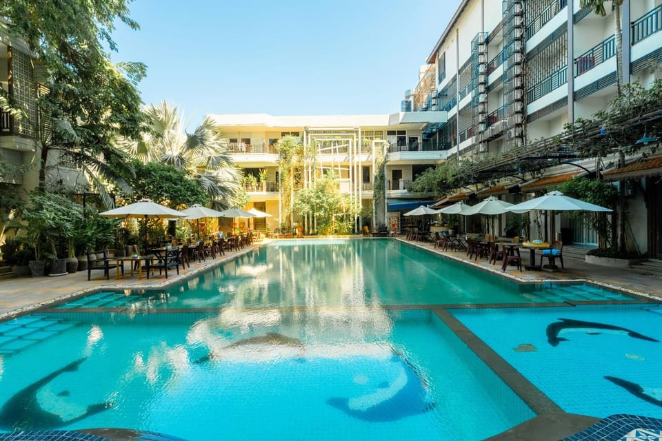 Pool view, Swimming pool