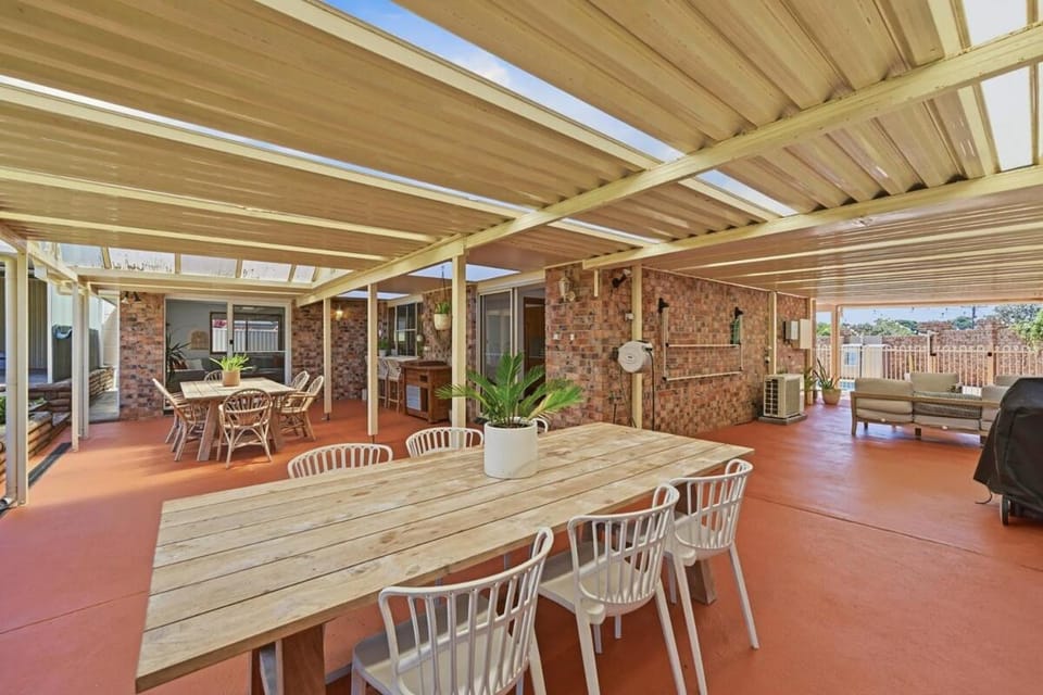 Patio, BBQ facilities, Seating area