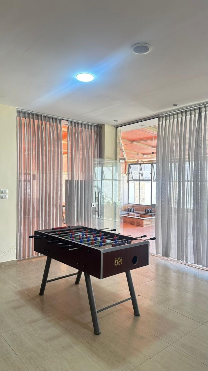 Billiard, Game Room, Table tennis