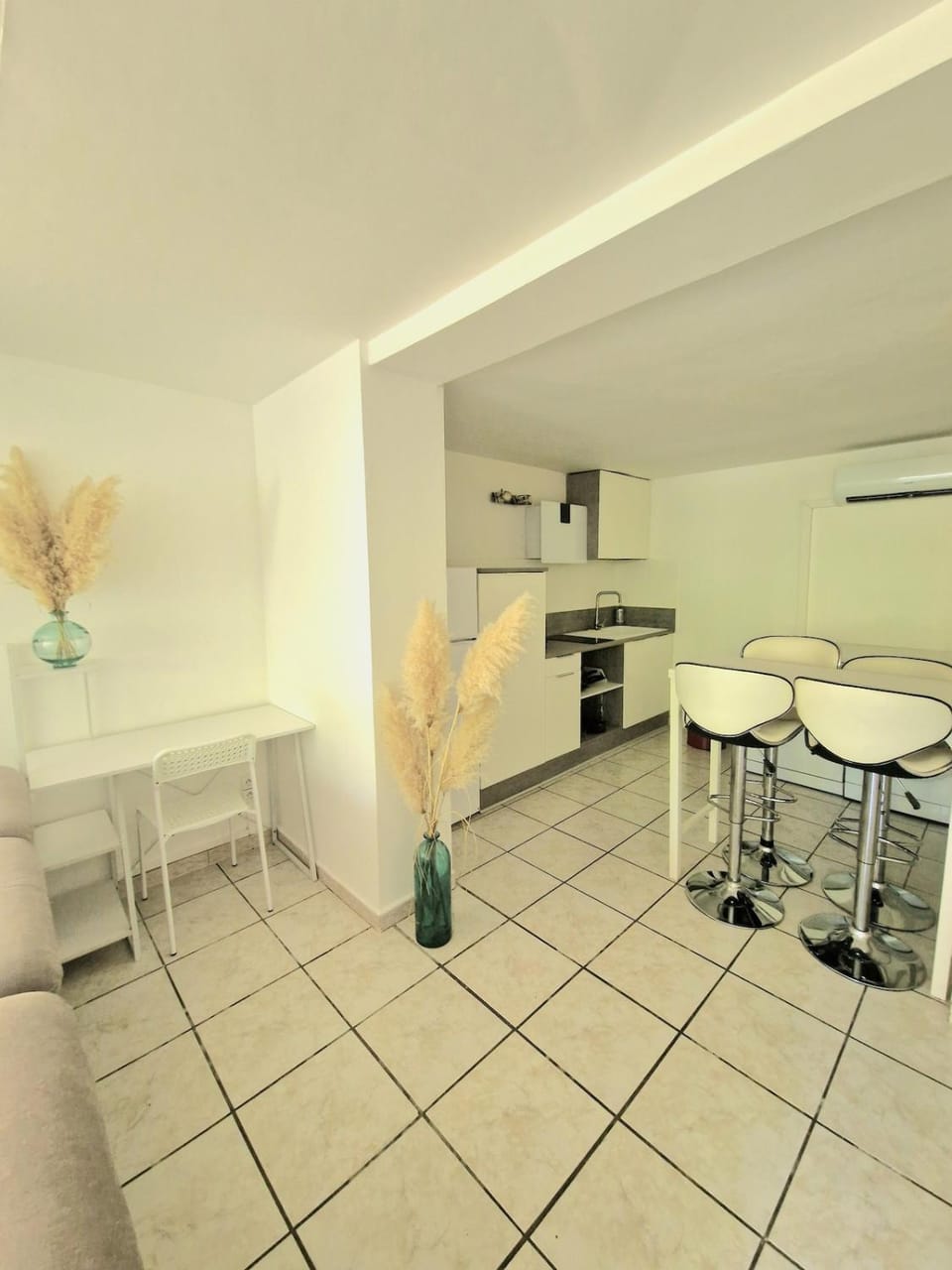 Le Cosy de l'Île 2 Apartment in Villeneuve-lès-Avignon