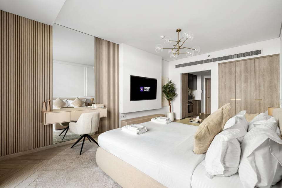 Inviting Studio in Oxford Terraces 2 with Pool and Gym Apartment in Dubai