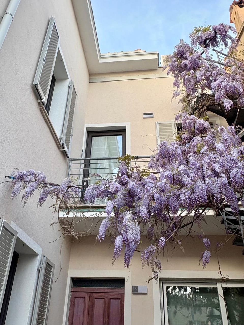 Property building, Spring