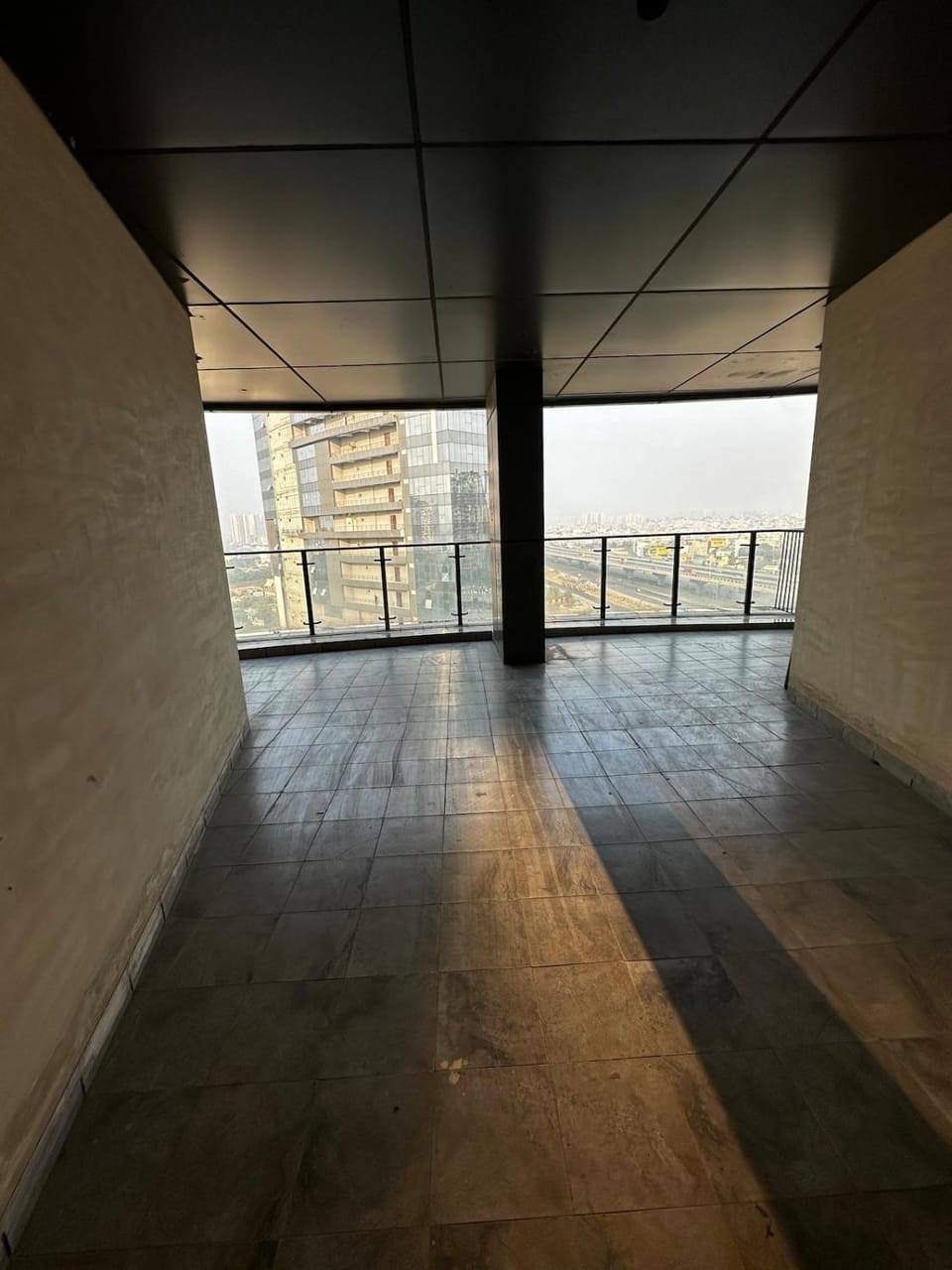 Midnight Orchid, Conscient One, Dwarka Expressway Vacation rental in Gurugram
