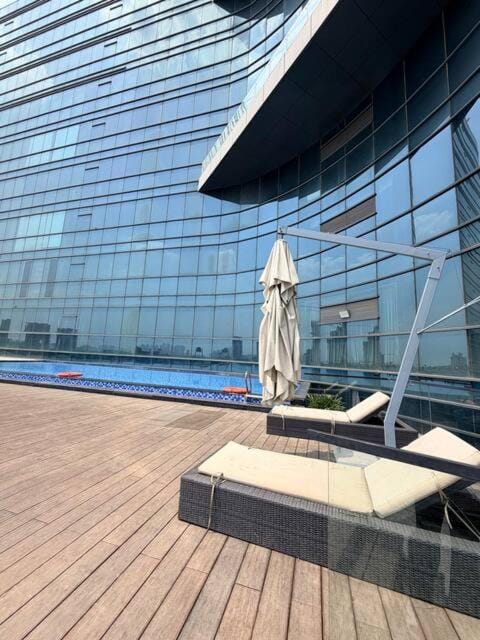 Midnight Orchid, Conscient One, Dwarka Expressway Vacation rental in Gurugram
