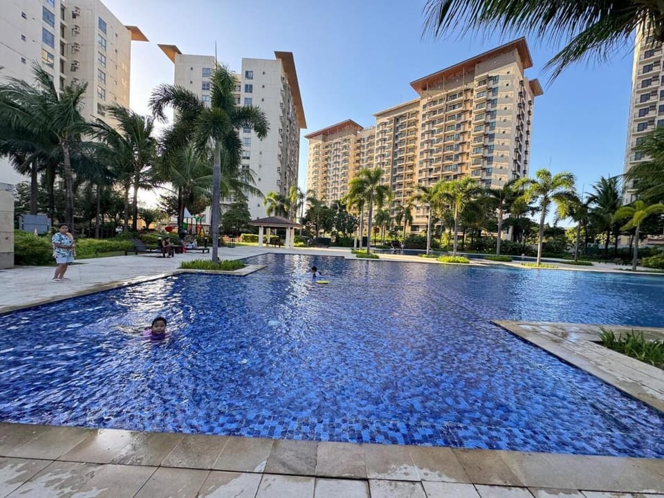 Cozy Studio Near NAIA Airport Apartment in Muntinlupa