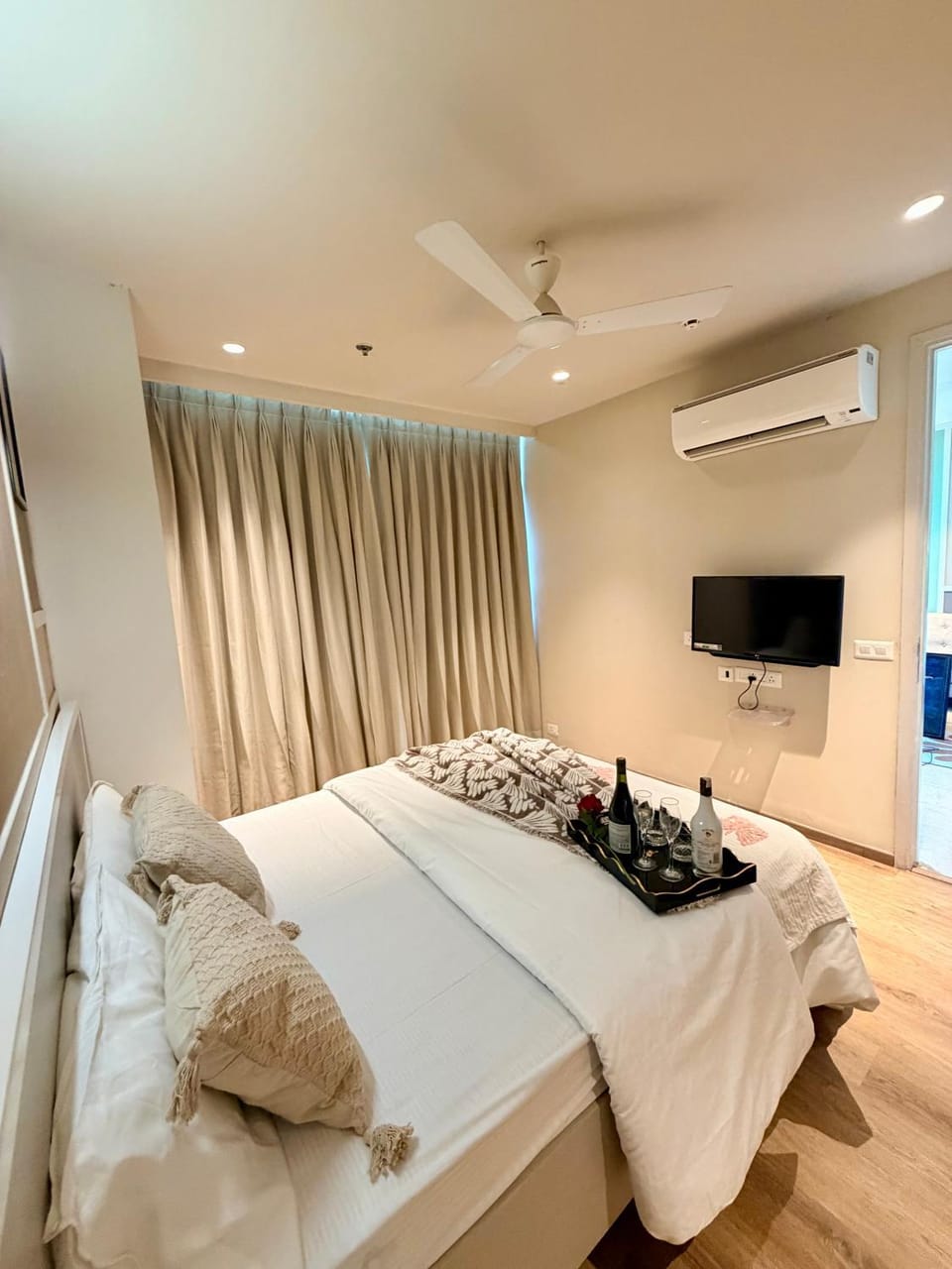 Jasmine Suite, 1 BHK Studio Apartment, Dwarka Exp Vacation rental in Gurugram