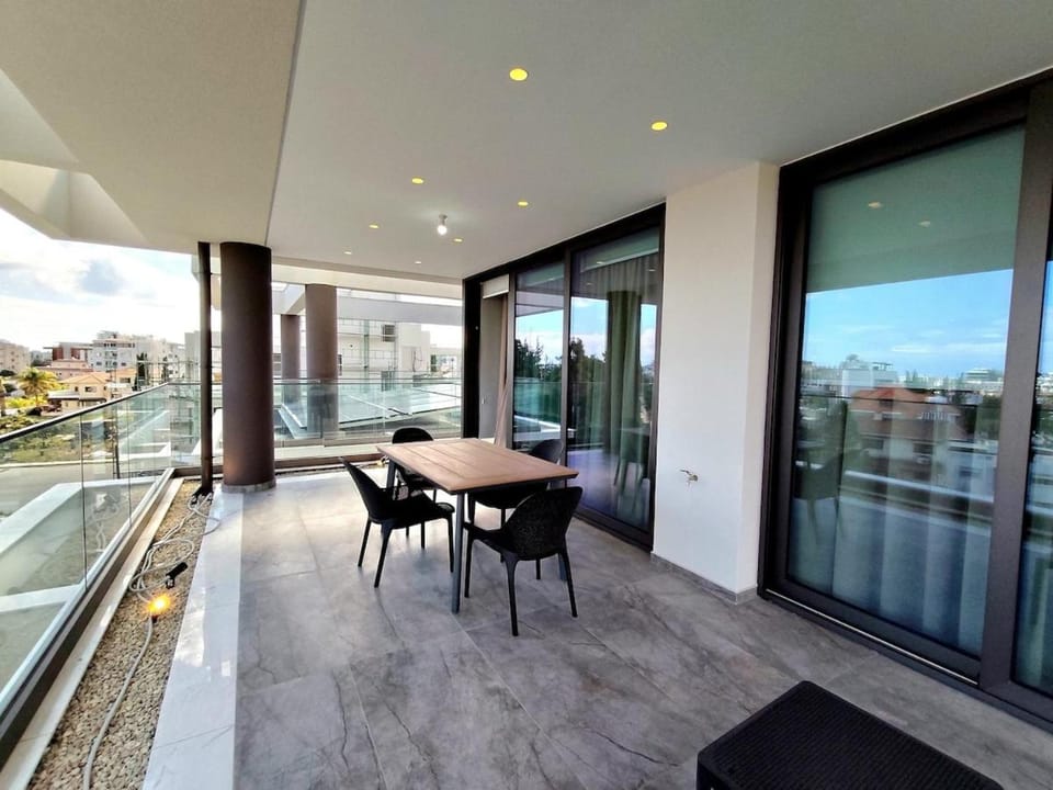 Zantis Executive Suites 201 Apartment in Germasogeia