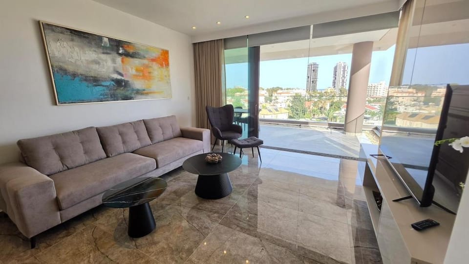 Zantis Executive Suites 301 Apartment in Germasogeia