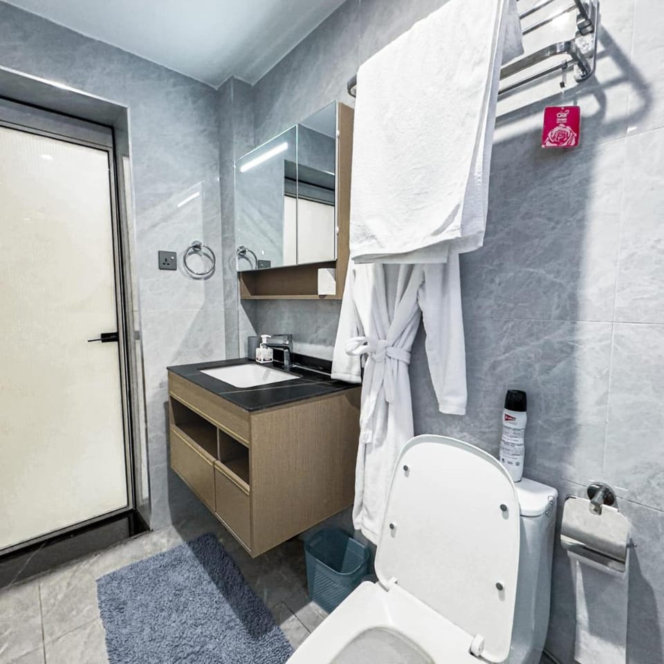 skyline living apartments with swimming pool fully equipped gym ample parking space and proximity major shopping malls Apartment in Nairobi County