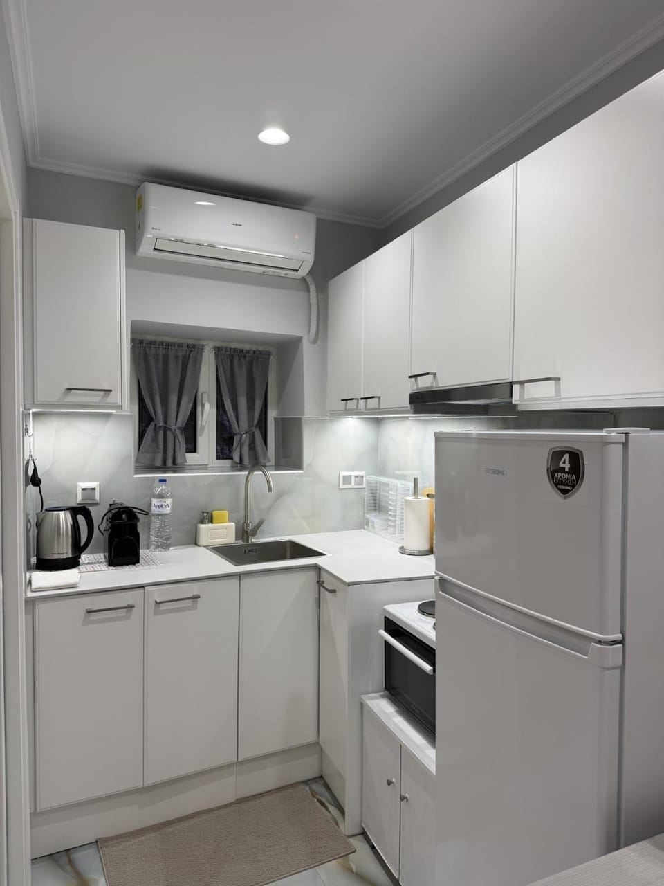 Vassiliki Ground Floor Studio - Corfu Old Town Apartment in Corfu