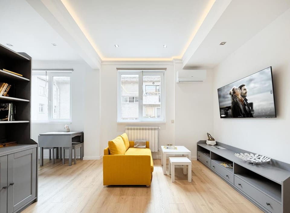 TV and multimedia, Living room, Photo of the whole room