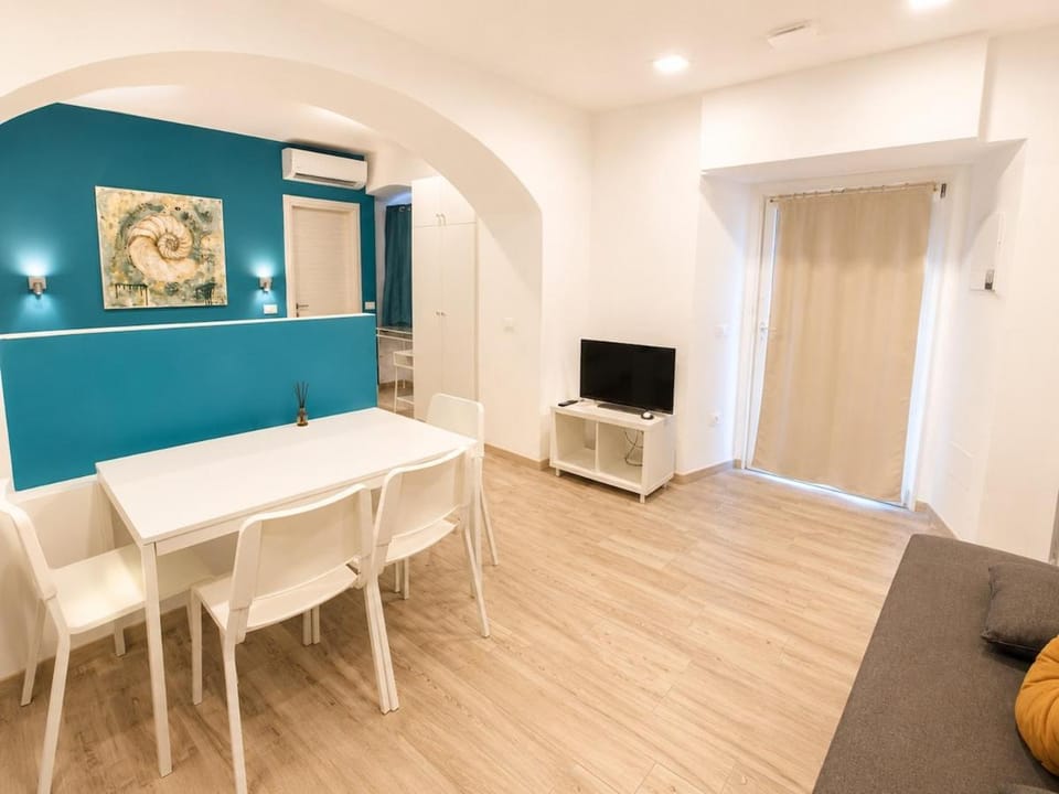 Le Conchiglie Apartment in La Spezia