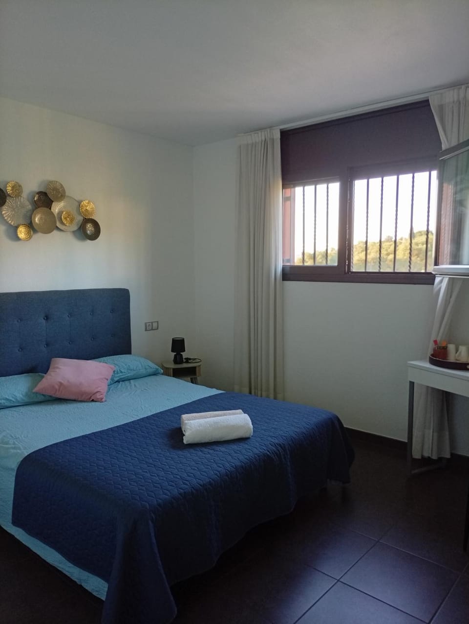 Chambre, Salle de bain privée Bed and Breakfast in Figueres
