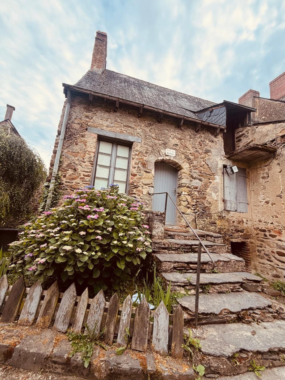 Maison au cœur Chenillé-Changé, village de charme House in Pays de la Loire