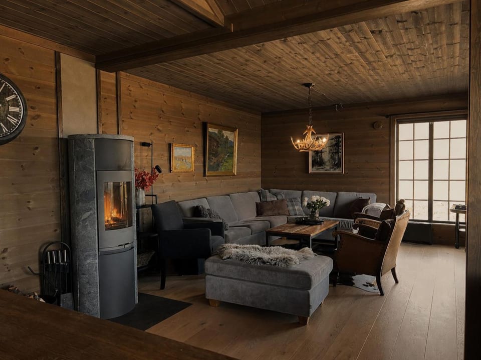 Living room, Seating area, fireplace