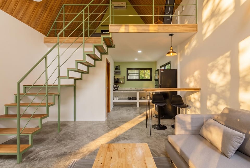 Living room, Seating area, kitchen
