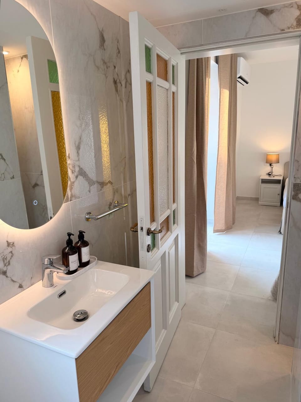 Island Club Guest House Bed and Breakfast in Sliema