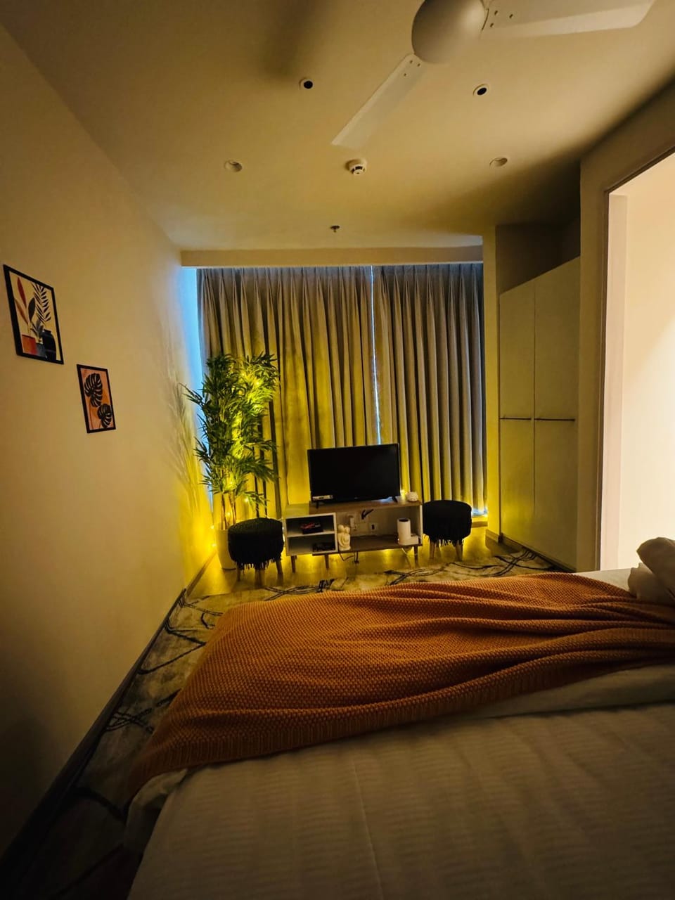 Sage Blossom, Conscient One, Dwarka Expressway Vacation rental in Gurugram