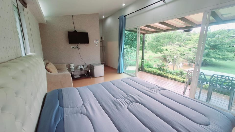 C-HILL@KHAOKHO Bed and Breakfast in Thailand