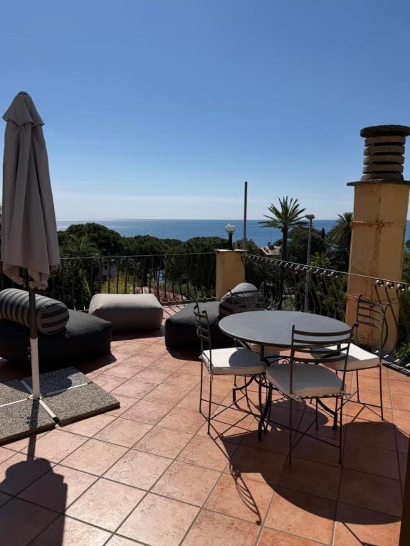 Hotel Villa Flora Hotel in Bogliasco