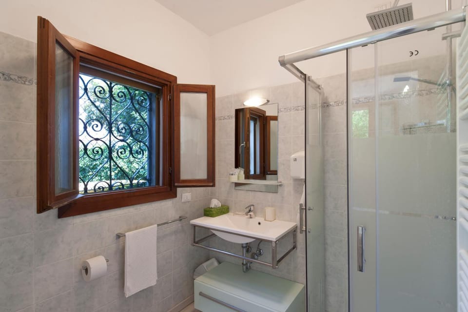 Ca' Del Pomo Grana' Bed and Breakfast in Venice