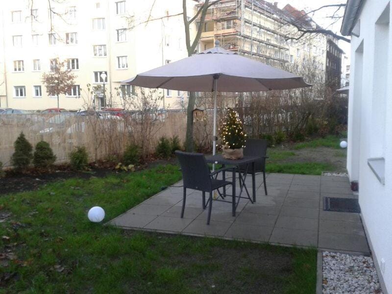Patio, Day