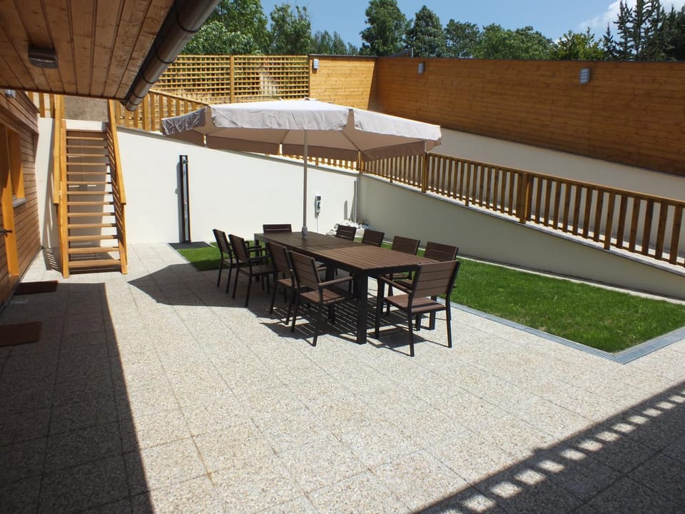 Chalets under Falcon Ridge Apartment hotel in Czechia