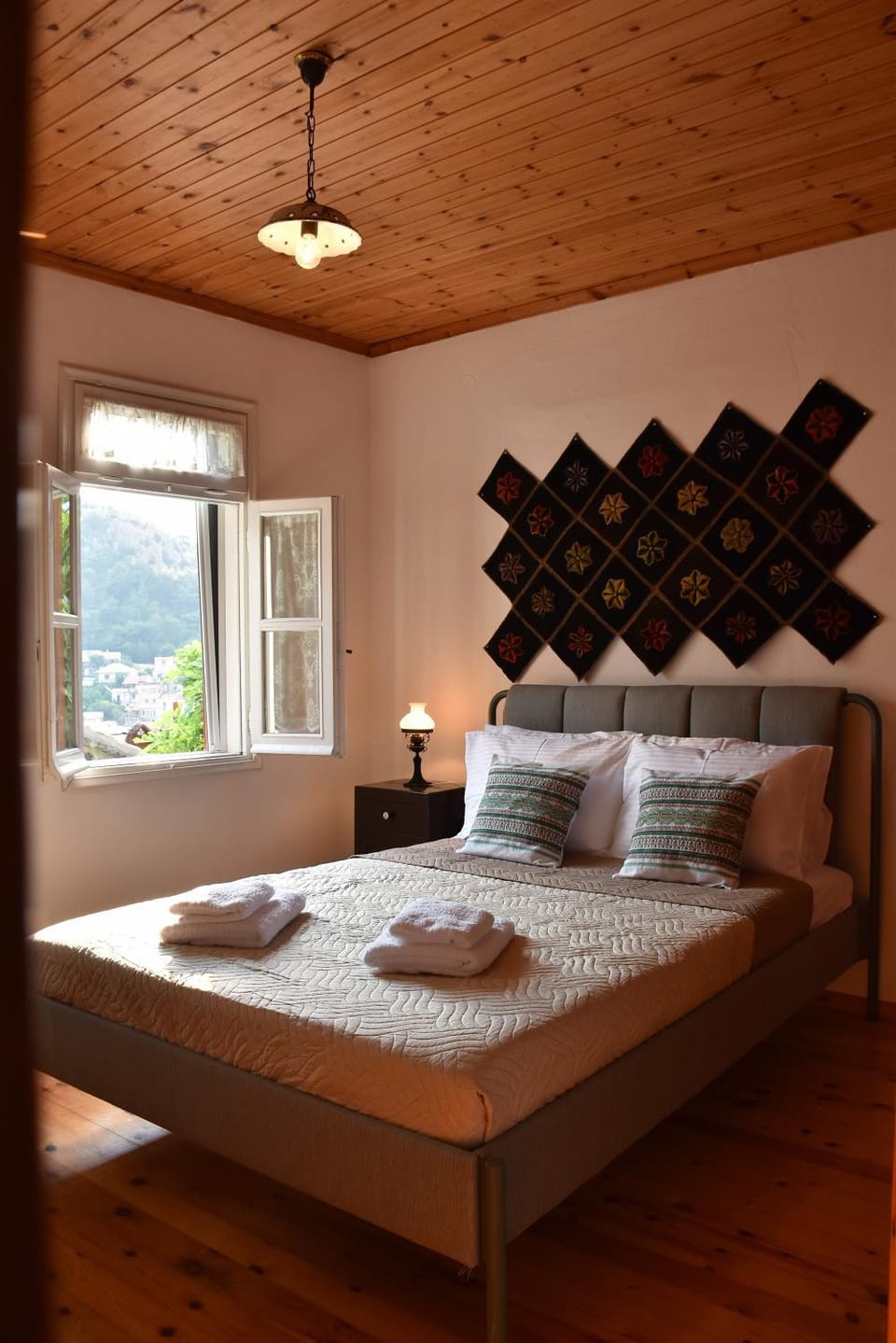 Bed, View (from property/room), Bedroom, towels