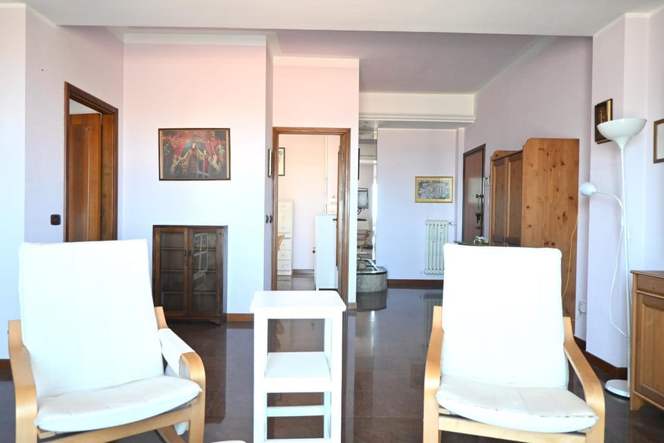 SE292 - Senigallia, ampio quadrilocale con posto auto e terrazza vista mare Apartment in Senigallia
