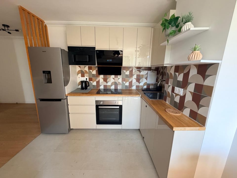 4 pièces spacieux et lumineux proche de Paris Apartment in Île-de-France